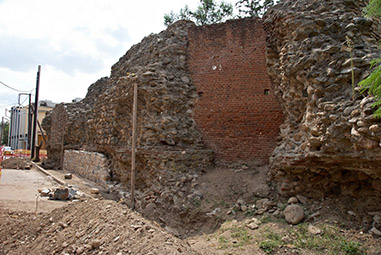 Комотини, византийская стена