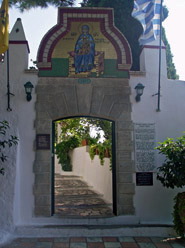 Вход в монастырь