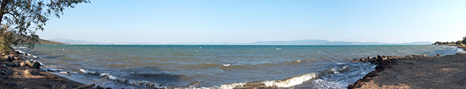 Залив Каллони возле деревни Паракила