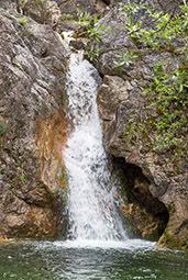 Водопады Эликонас