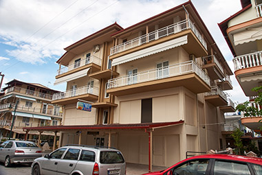«Lazaros Apartments»