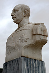 Памятник Н. Вотсису, герою 1-й Балканской войны