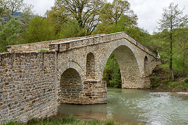 Мост Зьякас