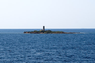 Островок возле берега Илии