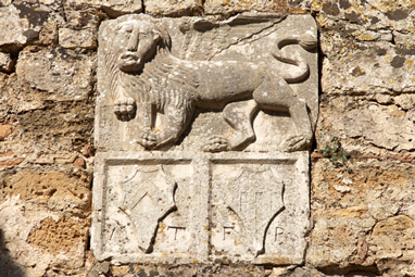 Венецианский лев над входом